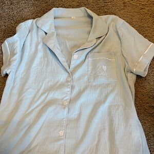 Blue button top “love” pocket